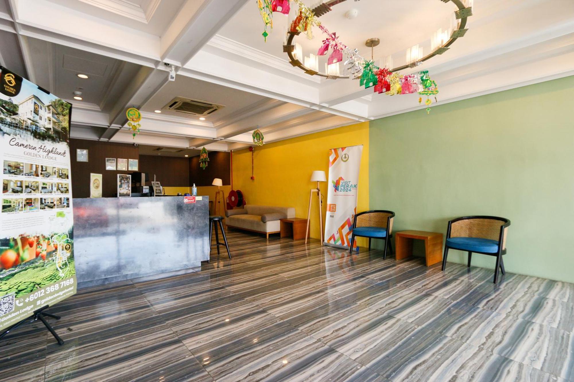 Golden Roof Hotel, Seri Iskandar Ngoại thất bức ảnh