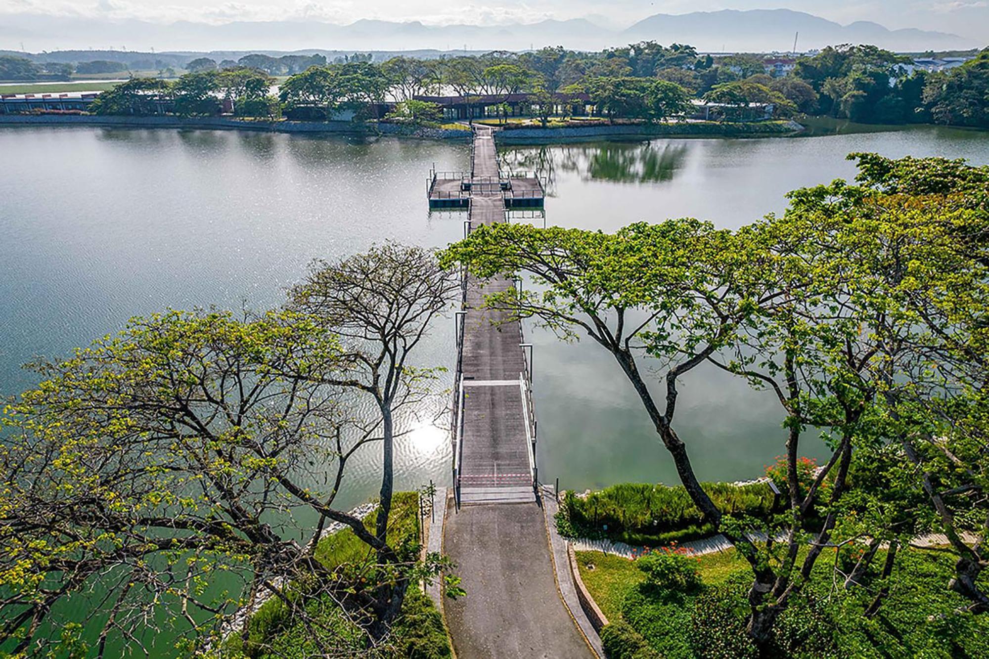 Golden Roof Hotel, Seri Iskandar Ngoại thất bức ảnh